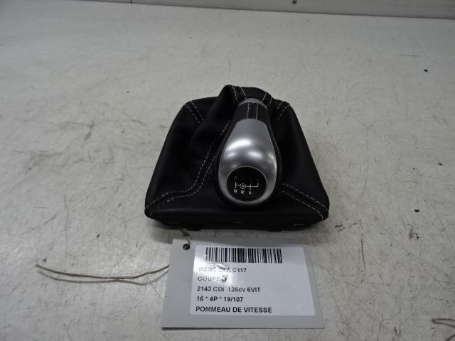 SCHAKELPEDAAL Mercedes-Benz CLA (117.3) (01-2013/03-2019), Gebruikt, Mercedes-Benz, Mevr. I. Hauben, Rue de l'Espoir 34 34
4030  GRIVEGNÉE, BE