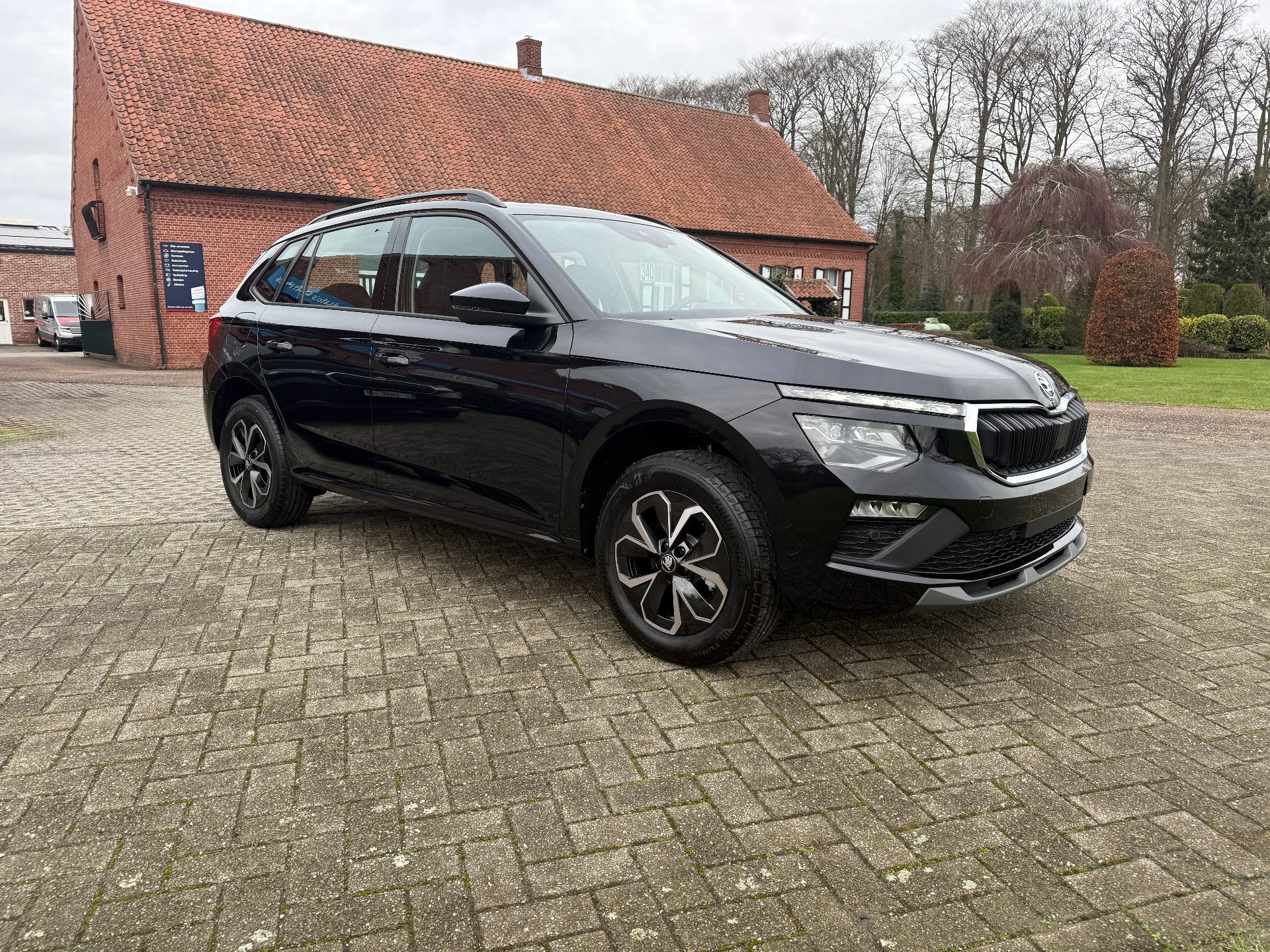 Skoda Kamiq Family 1.0 TSI DSG - GPS / LED / CAMERA / CRUISE, Auto's, Automaat, Stof, 116 pk, 620 kg