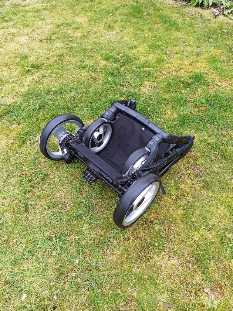 Reiswieg, buggy + adapters, Enlèvement, Utilisé, Mutsy, Avec nacelle