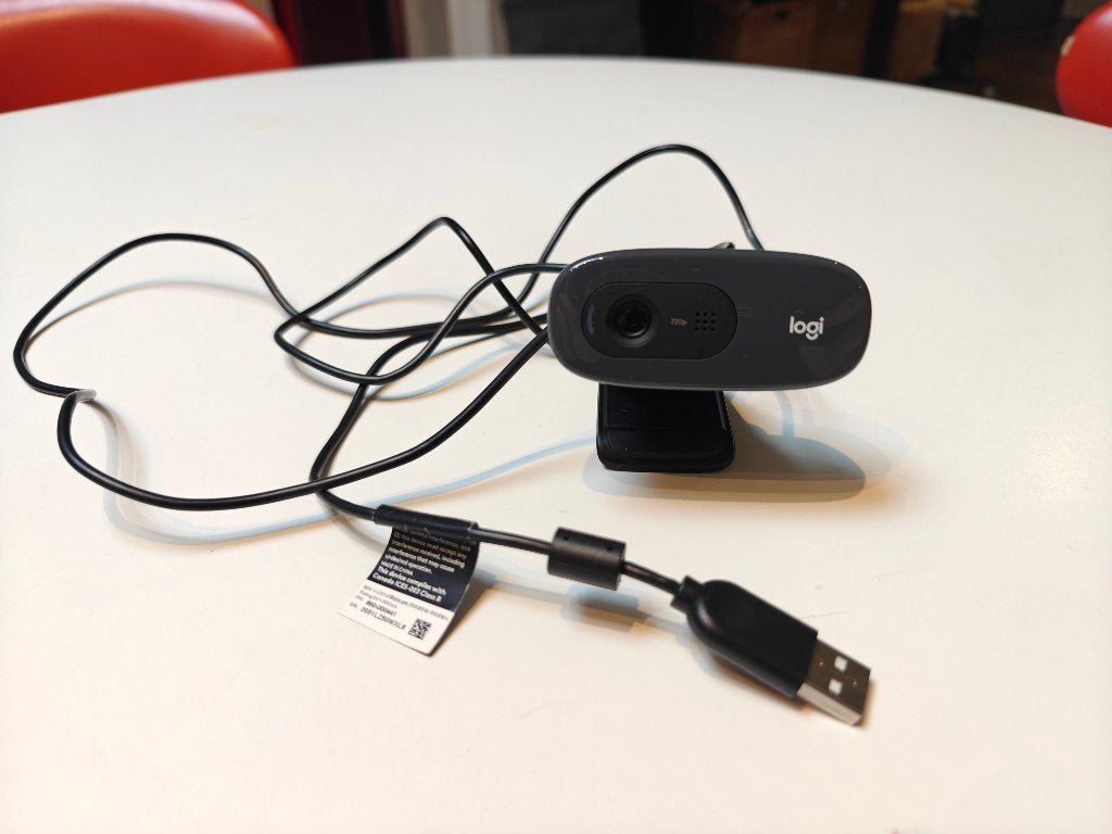 Logitech webcam C270, Informatique & Logiciels, Webcams, Enlèvement ou Envoi, Logitech, ChromeOS, Comme neuf