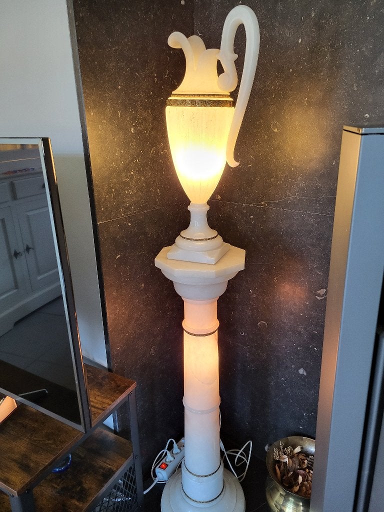 Staanlamp in albast, Ophalen