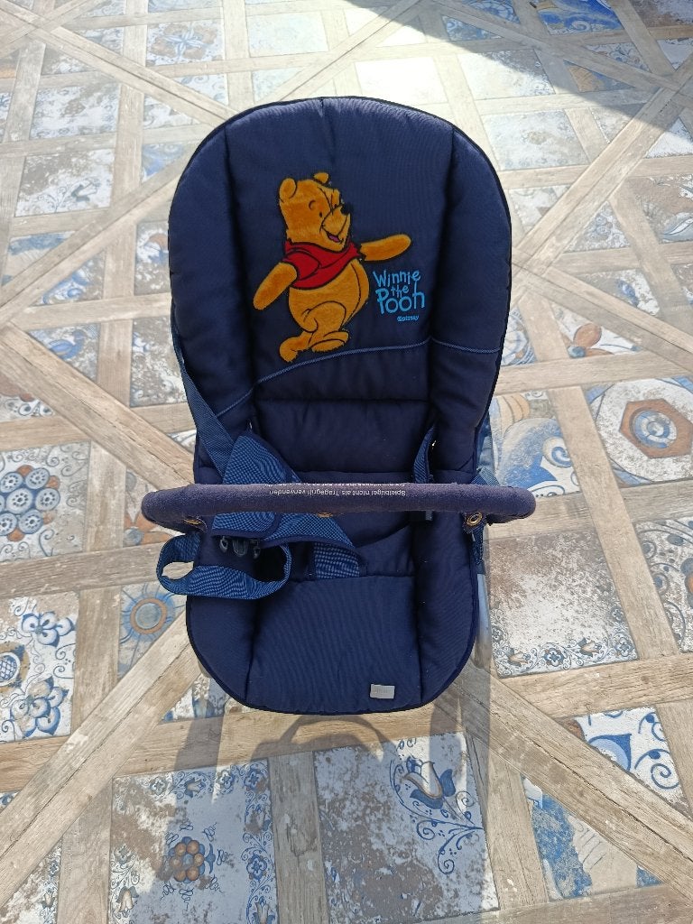 Relax bébé winnie, Enfants & Bébés, Autres marques, Enlèvement, Utilisé, Avec ceinture(s)
