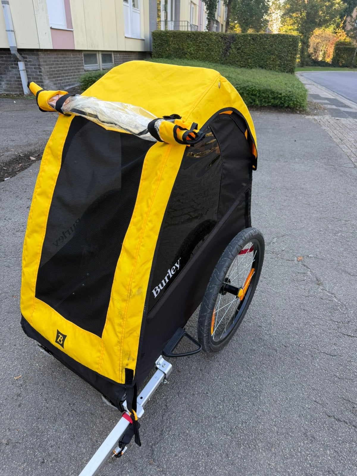 Burley Bee fietskar voor 1 kind – goede staat, Fietsen en Brommers, Ophalen, Zo goed als nieuw