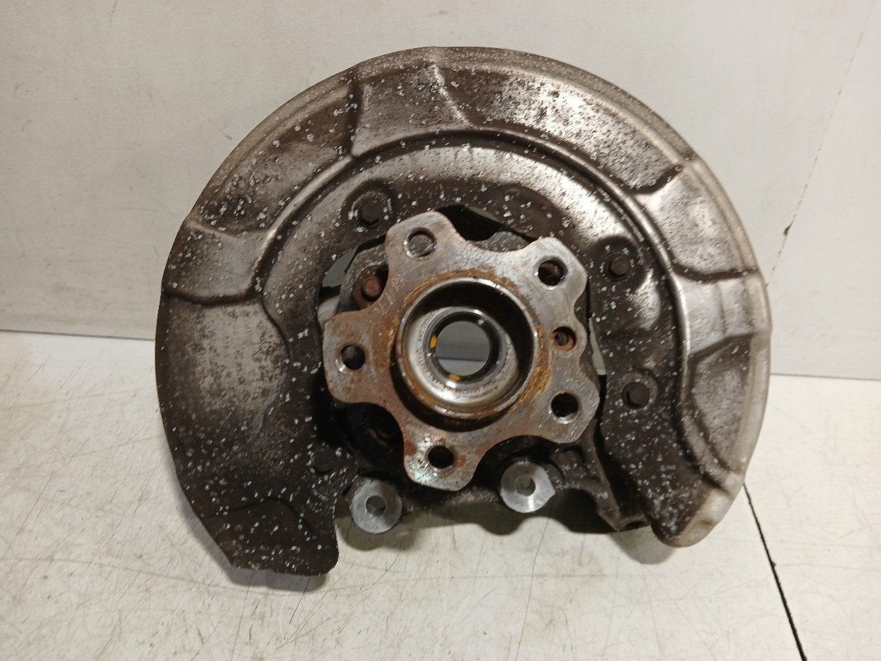Wielnaaf rechts achter BMW 5 serie, BMW, Onderdelen@venauto.nl, Van der Ven Autorecycling B.V., Ettenseweg 76, 4706 PB Roosendaal, The Netherlands
