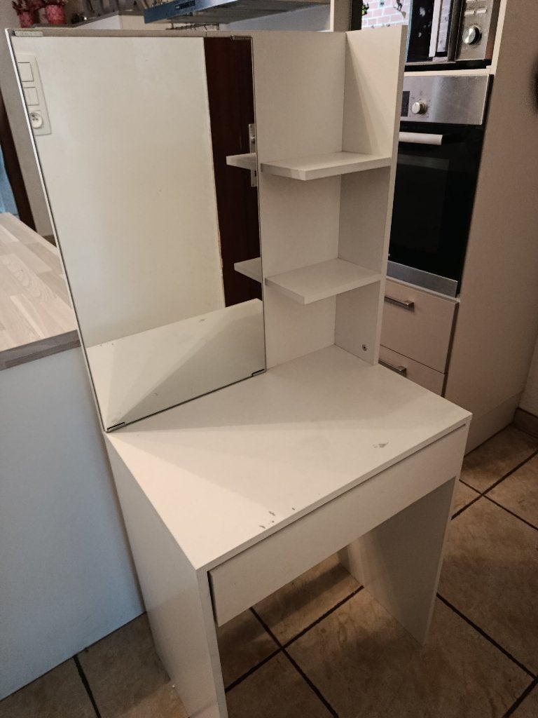 Coiffeuse, Enlèvement, Utilisé, 50 à 100 cm, 100 à 150 cm