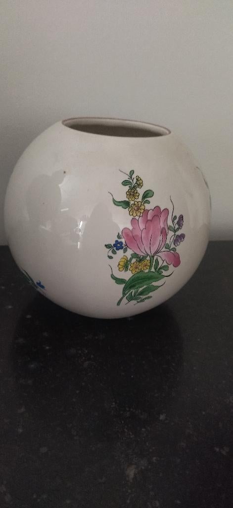 Vase rond Lunéville, Enlèvement