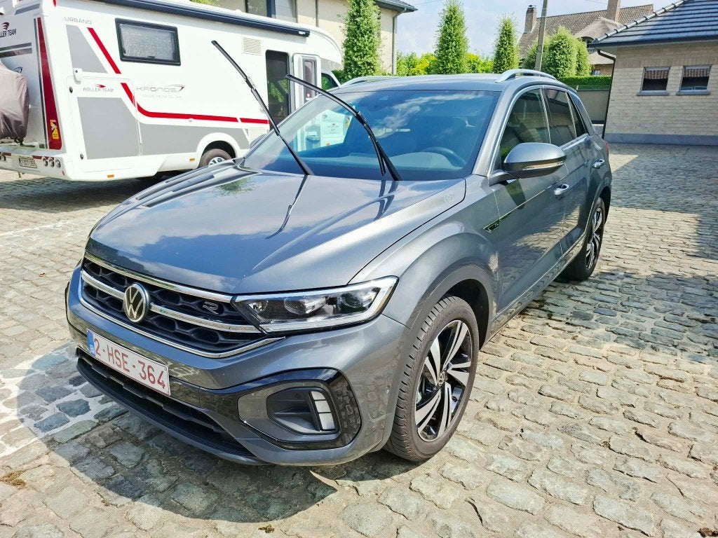 volkswagen T-ROC R-Line 1.5 cc 150 pk automatic 04-2025, Auto's, Dealer onderhouden, Stof, 4 cilinders, 124 g/km