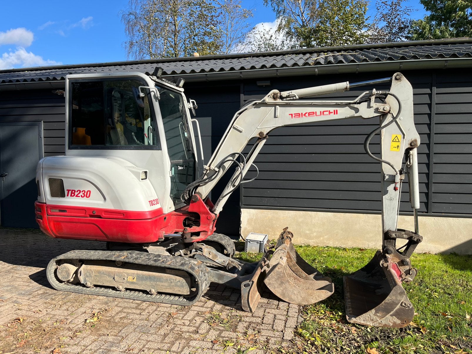 Takeuchi tb230 BJ 2016 zeer nette 3 tonner, Enlèvement ou Envoi, Excavatrice