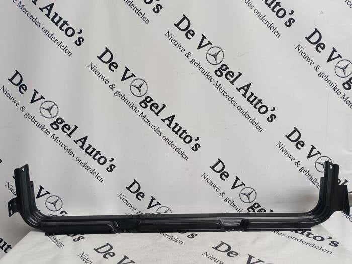 Radiateurbalk van een Mercedes Vito, Gebruikt, -, Ophalen of Verzenden, -