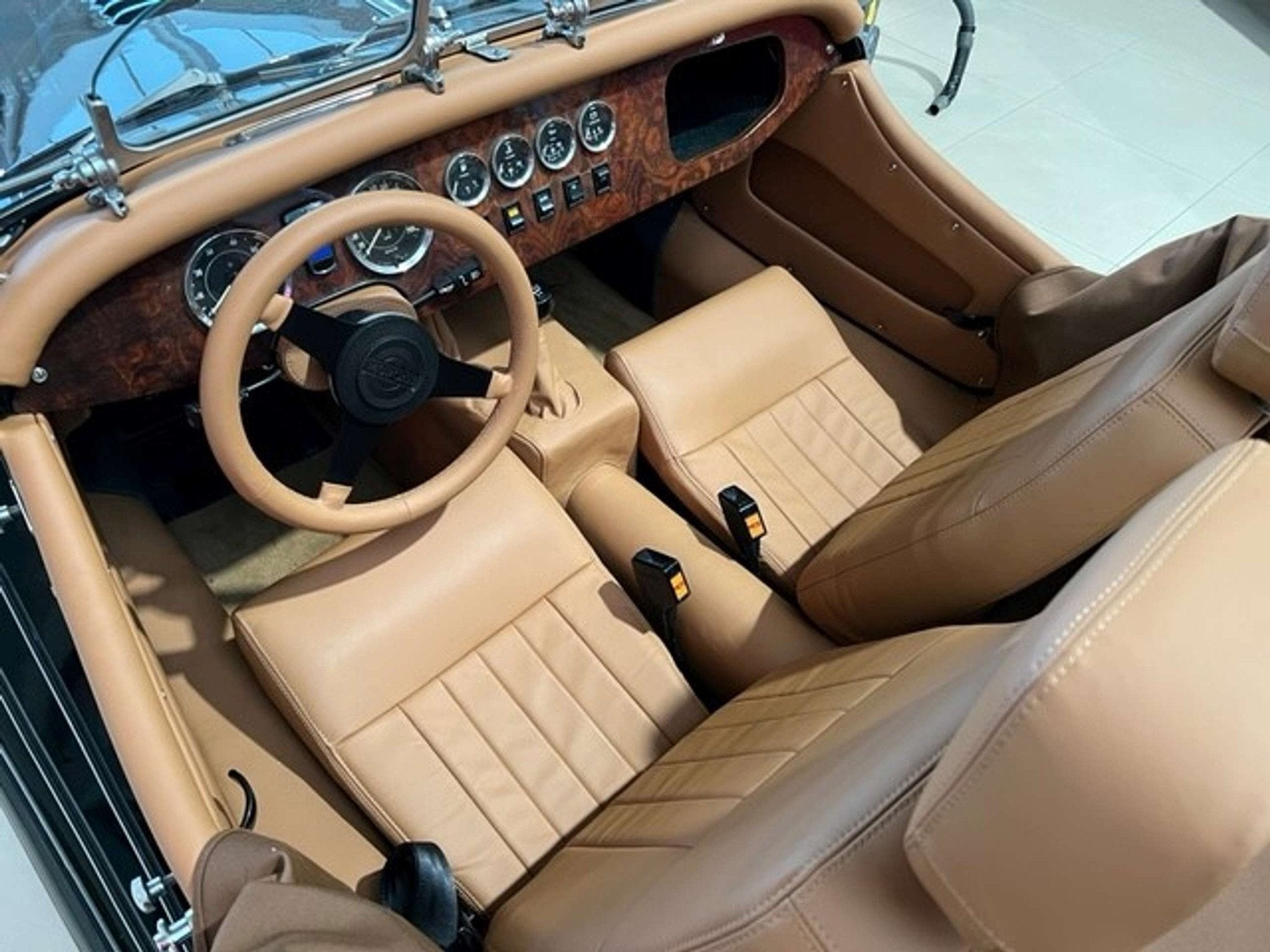 Morgan Plus 8 PLUS 8 ROADSTER, foto 12