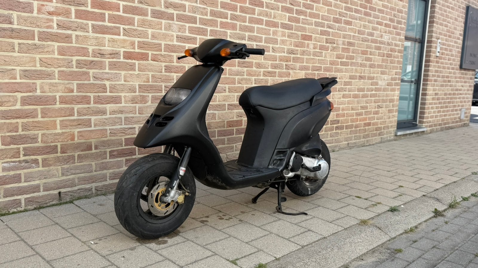 Piaggio Typhoon 50cc 2t B-klasse, Fietsen en Brommers, Scooters | Piaggio, Ophalen of Verzenden, Zo goed als nieuw