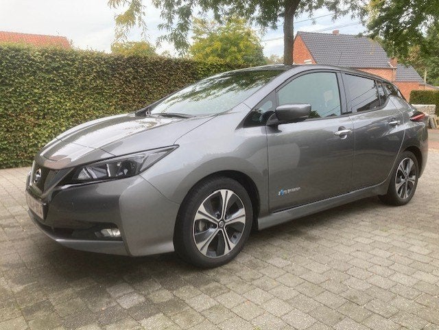 Nissan Leaf 40KWh N-Connecta, Autos, Ordinateur de bord, Achat, Euro 6, Carnet d'entretien