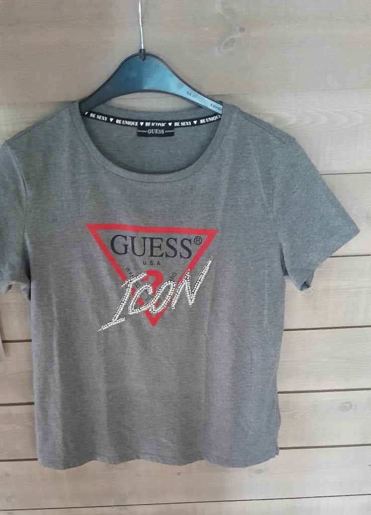 t'shirt Guess, Ophalen of Verzenden, Zo goed als nieuw, Maat 42/44 (L)