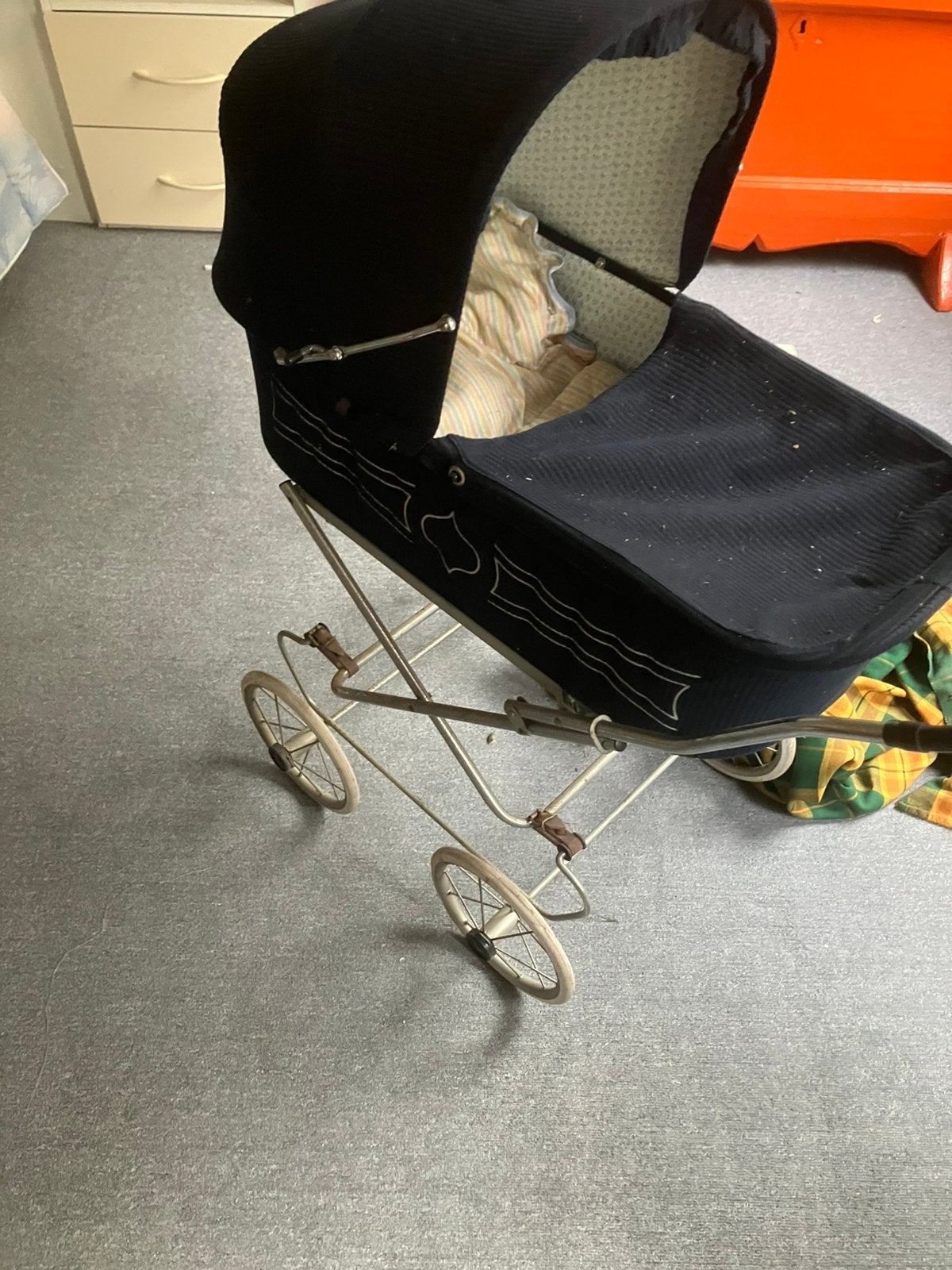 Poppen buggy, Enlèvement, Utilisé
