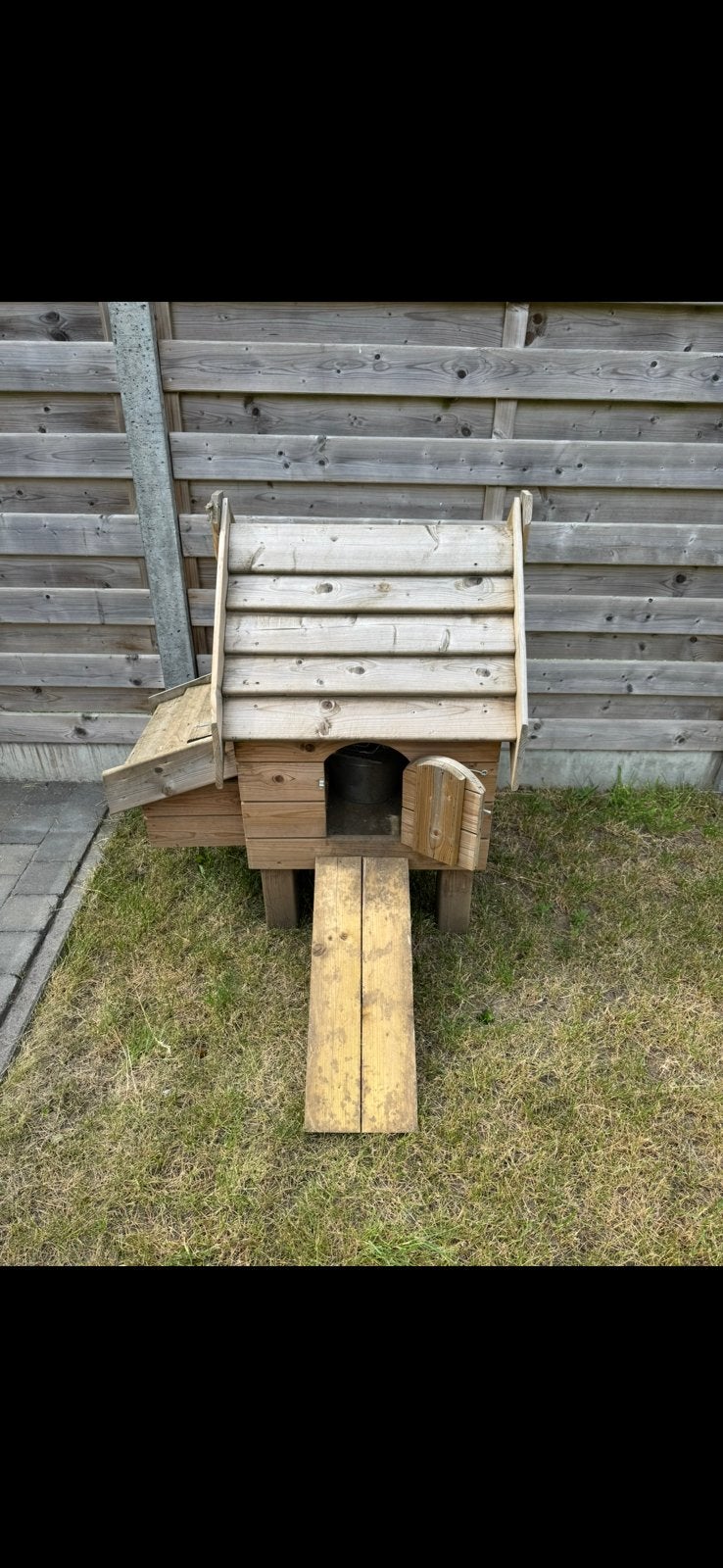 Kippenkot + hekwerk met poort + zak fijne houtkrullen, Dieren en Toebehoren, Ophalen, Zo goed als nieuw, Kippenhok of Kippenren