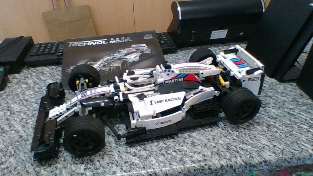 F1 WAGEN SCHAAL 1: 10, Ophalen, Zo goed als nieuw