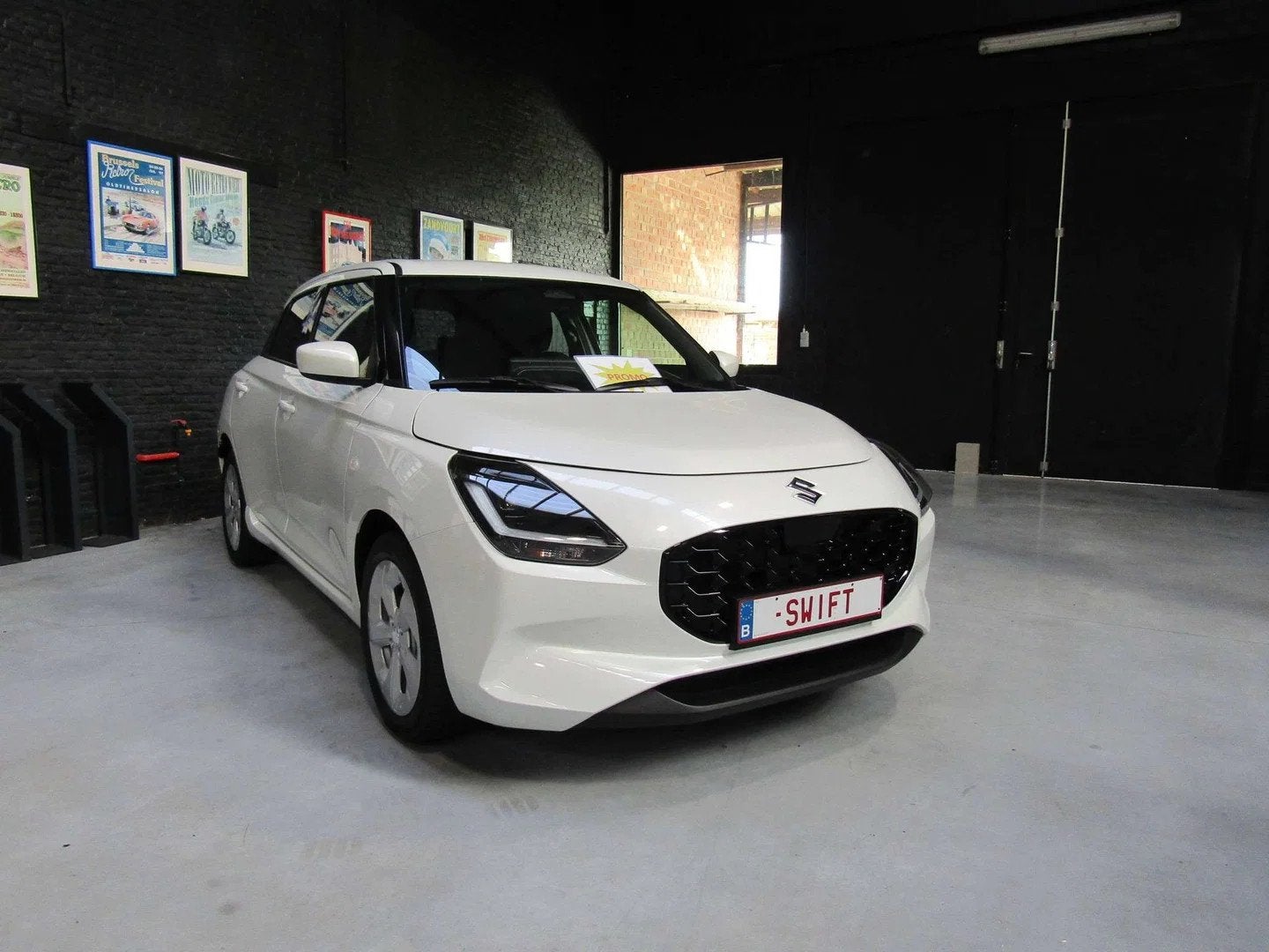 Suzuki Swift Swift 1.2i SHVS Grand Luxe+ CVT (automatique), Autos, 1197 cm³, Achat, Entreprise, 5 portes