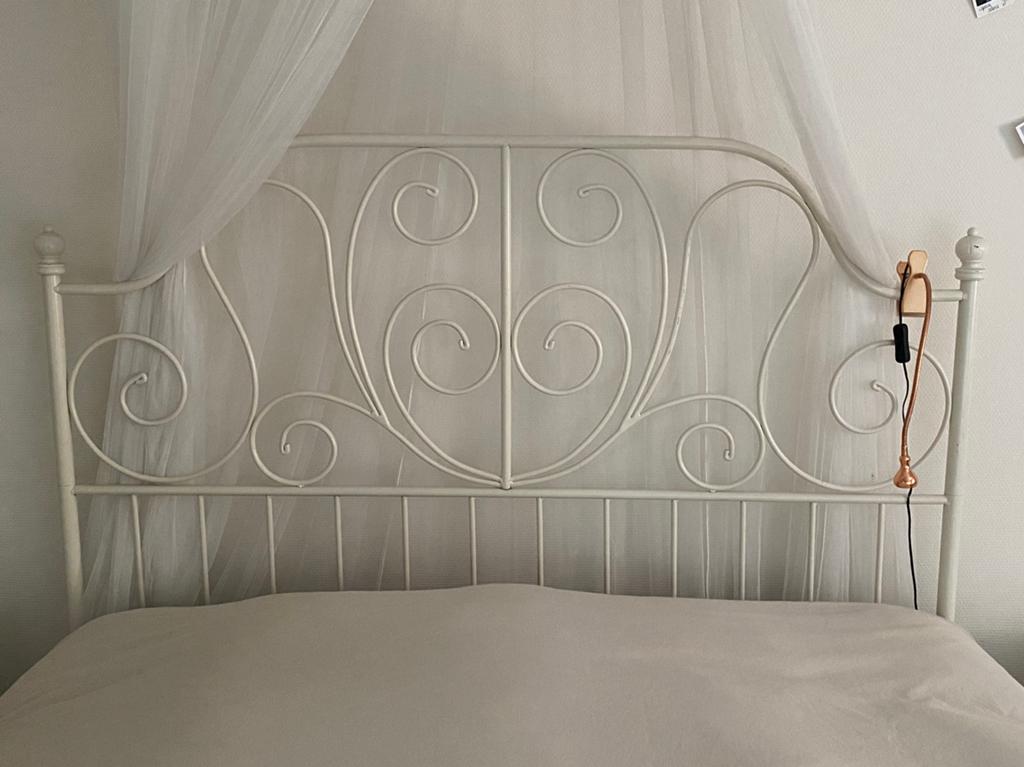 Lit 140cm, Maison & Meubles, Chambre à coucher | Lits, Romantique, Enlèvement, Deux personnes, 140 cm