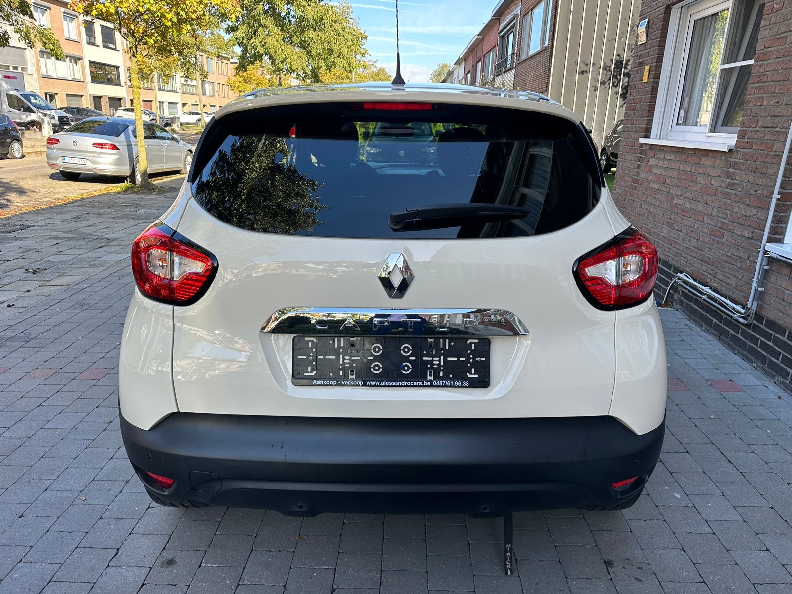 Renault Captur 1.2Tce Automaat! Nieuwstaat*AC* Navi*Garantie, Autos, 1197 cm³, Entreprise, Entretenue par le concessionnaire, Noir