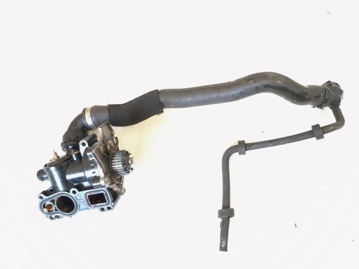 Pompe à eau d'un Volkswagen Passat, Volkswagen, -, 3 mois de garantie, Utilisé