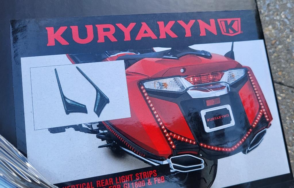 Honda GL 1800 Kuryakin LED, Enlèvement