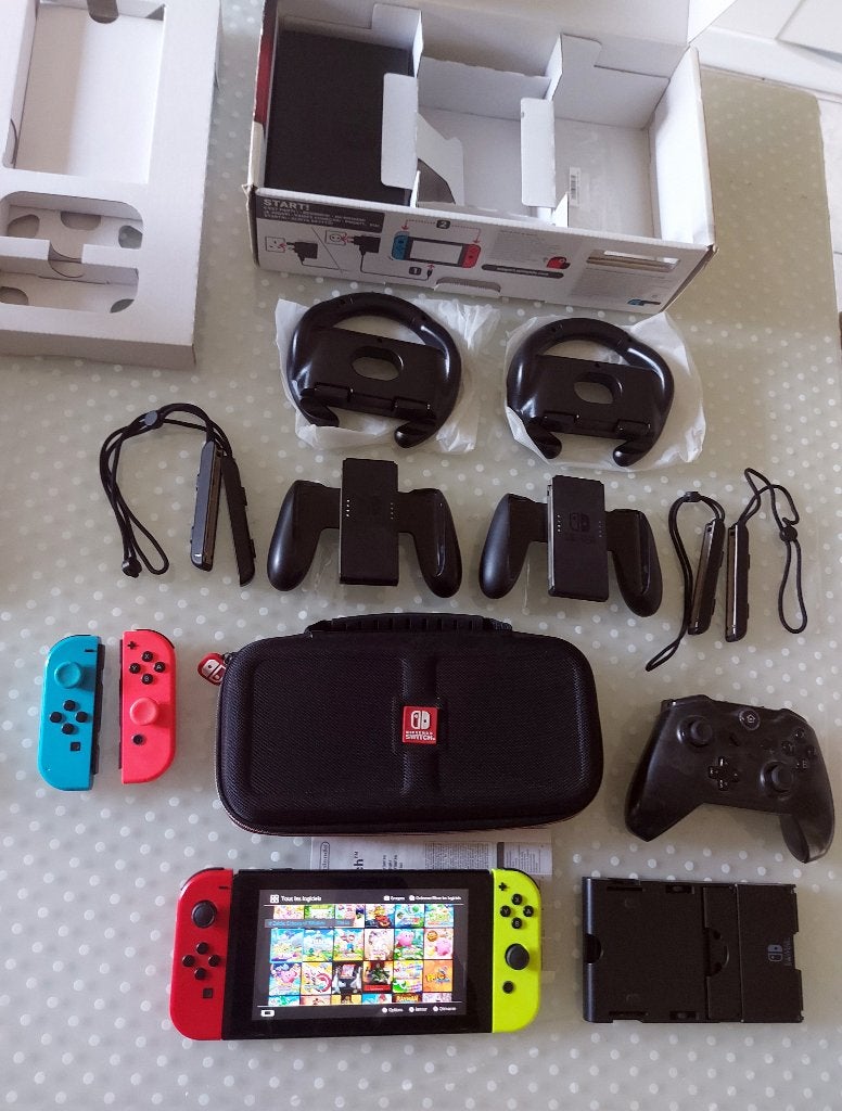 Nintendo Switch + 70 spellen + accessoires, Games en Spelcomputers, 3 spelers of meer, Ophalen of Verzenden, Zo goed als nieuw