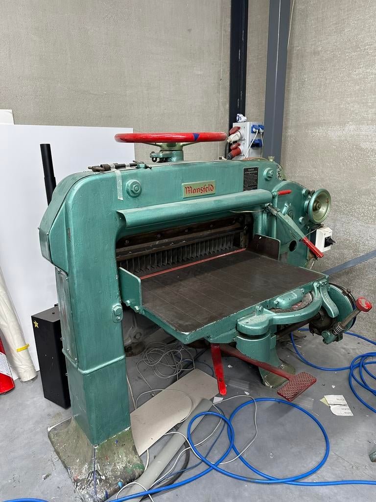 Antieke Mansfeld industriële papiersnijmachine 1930, Enlèvement, Utilisé