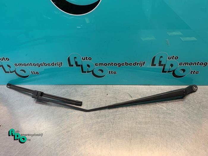 Ruitenwisserarm voor van een Peugeot 207, Gebruikt, -, -, Ophalen of Verzenden