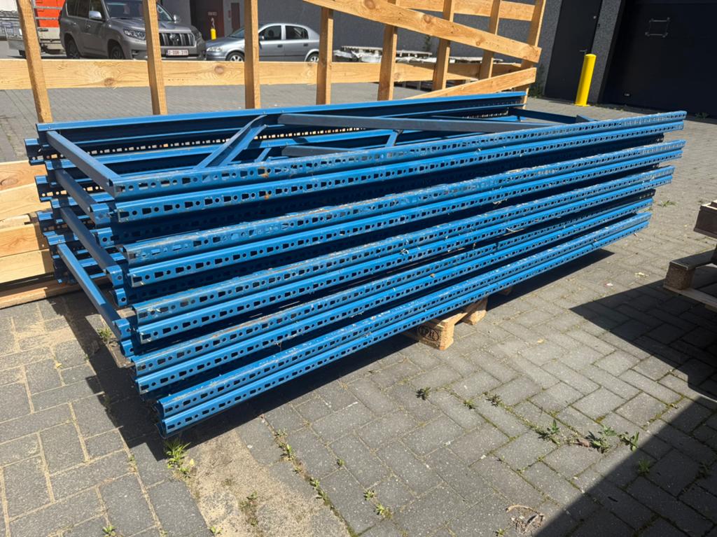 Palletstelling degelijk materiaal !, Ophalen