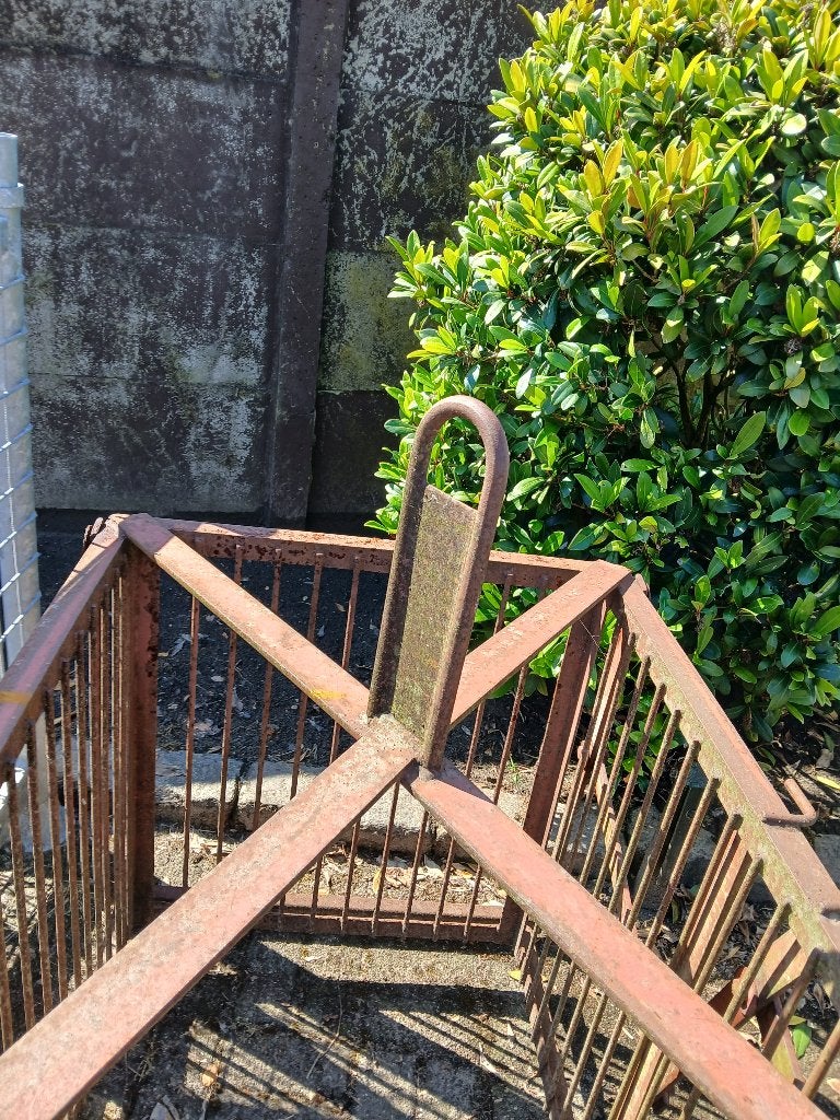 Steenkorf, Enlèvement, Engin de levage