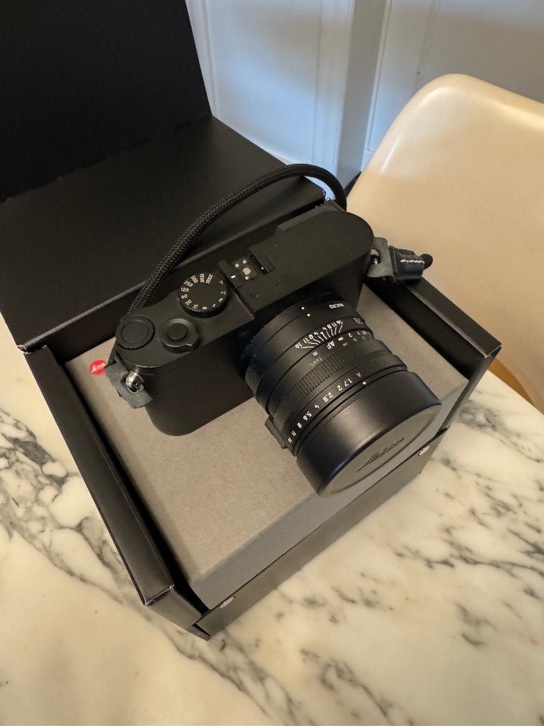 Leica Q2 Monochrom, Audio, Tv en Foto, Fotocamera's Analoog, Zo goed als nieuw, Compact, Leica, Ophalen of Verzenden