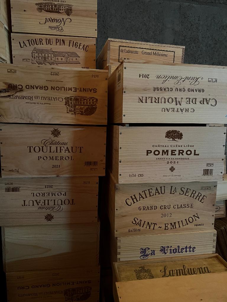 boîtes à vin à vendre, Collections, Vins, Enlèvement