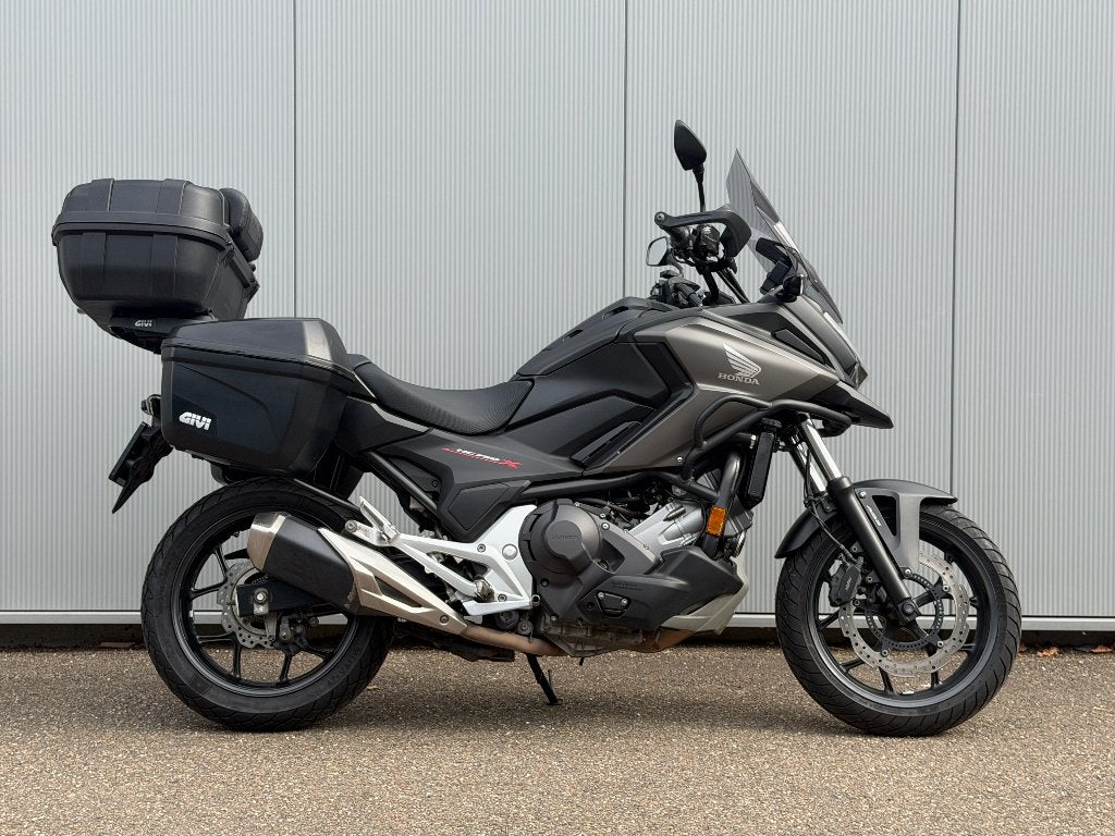 Honda NC 750 X DCT/Valises latérales et top cas/Historique, Motos, Motos | Honda, Permis Moto A, Tourisme, Entreprise, Plus de 35 kW