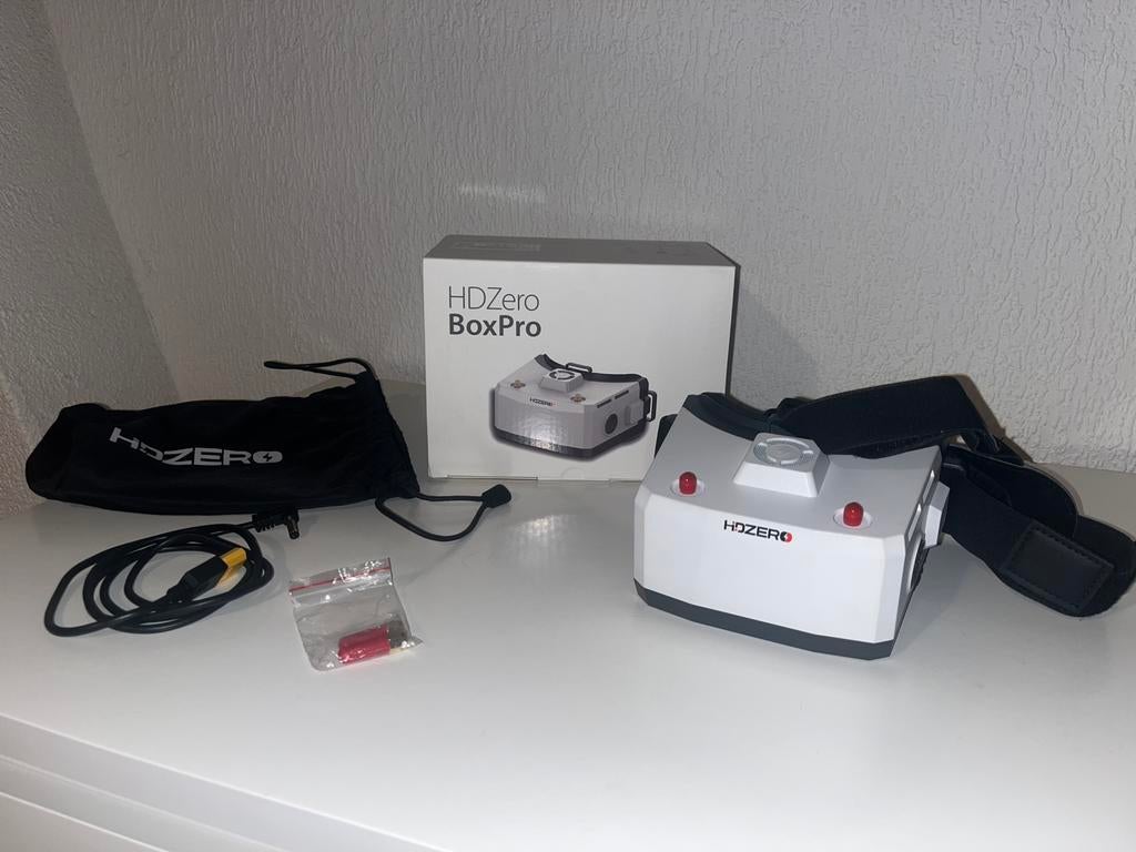 Complete set fpv, Enlèvement