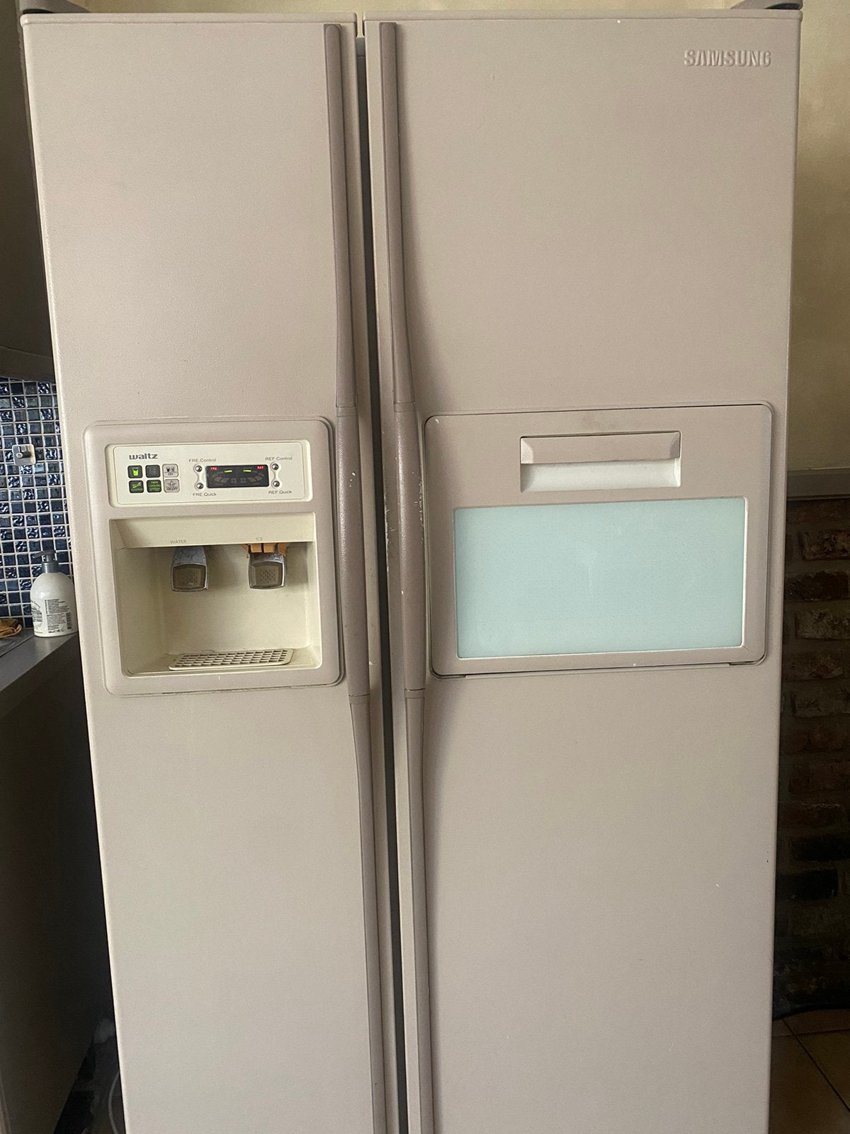 Frigo américain samsung, Electroménager, Réfrigérateurs & Frigos, Enlèvement, Utilisé, Avec congélateur séparé