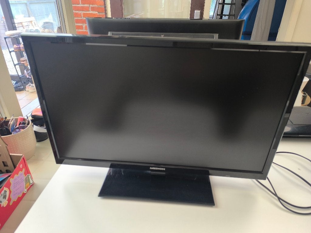 Medion 24" LCD TV MD21280 BE-A – met DVD-speler, Audio, Tv en Foto, Ophalen, Gebruikt, LCD