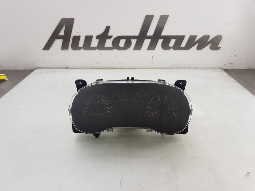INSTRUMENTS DE BORD Fiat Doblo Cargo (263) (01-2010/12-2023), Utilisé, Fiat