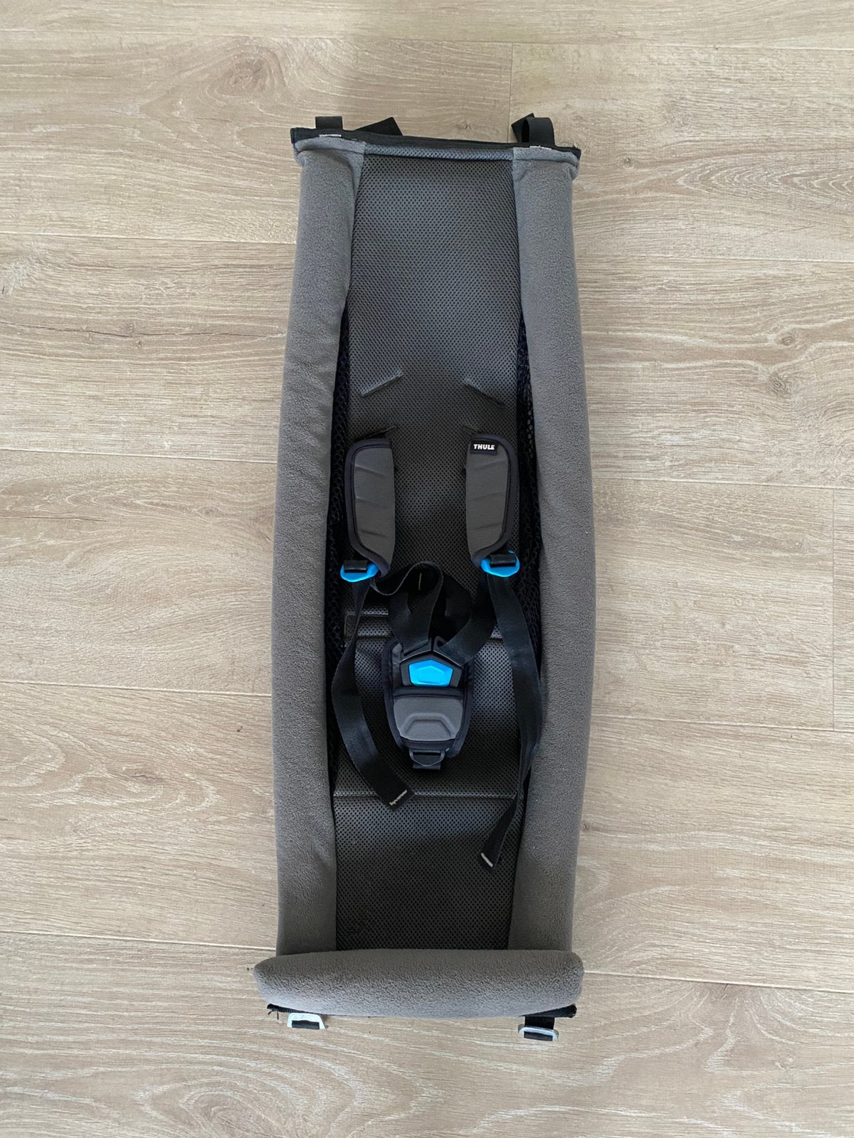 Thule infant sling, Ophalen, Minder dan 20 kg, Opvouwbaar, Zo goed als nieuw