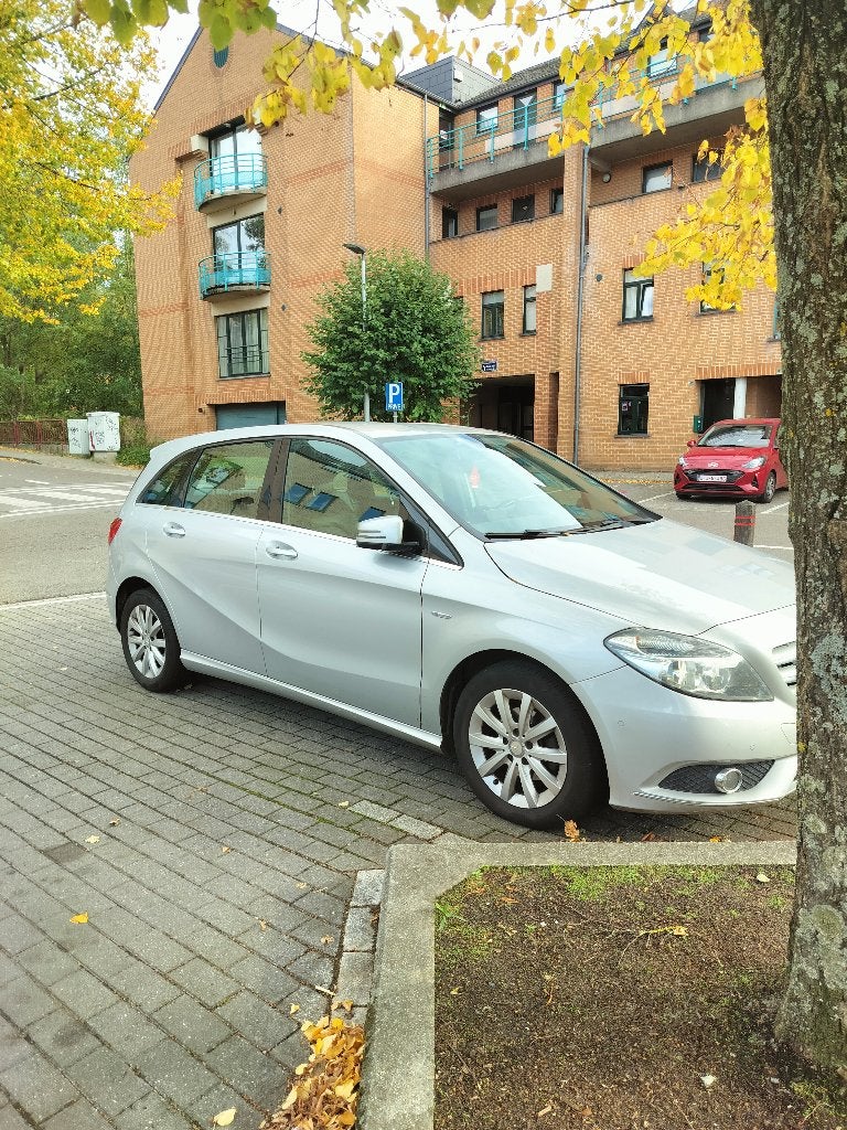 Mercedes-Benz, Autos, Achat, Boîte manuelle, Noir, Particulier