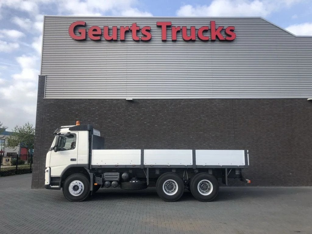 Volvo FM 370 6X4 CARGO TRUCK RHD UNUSED (bj 2014), Autos, Camions, Euro 2, Achat, ABS, Boîte manuelle