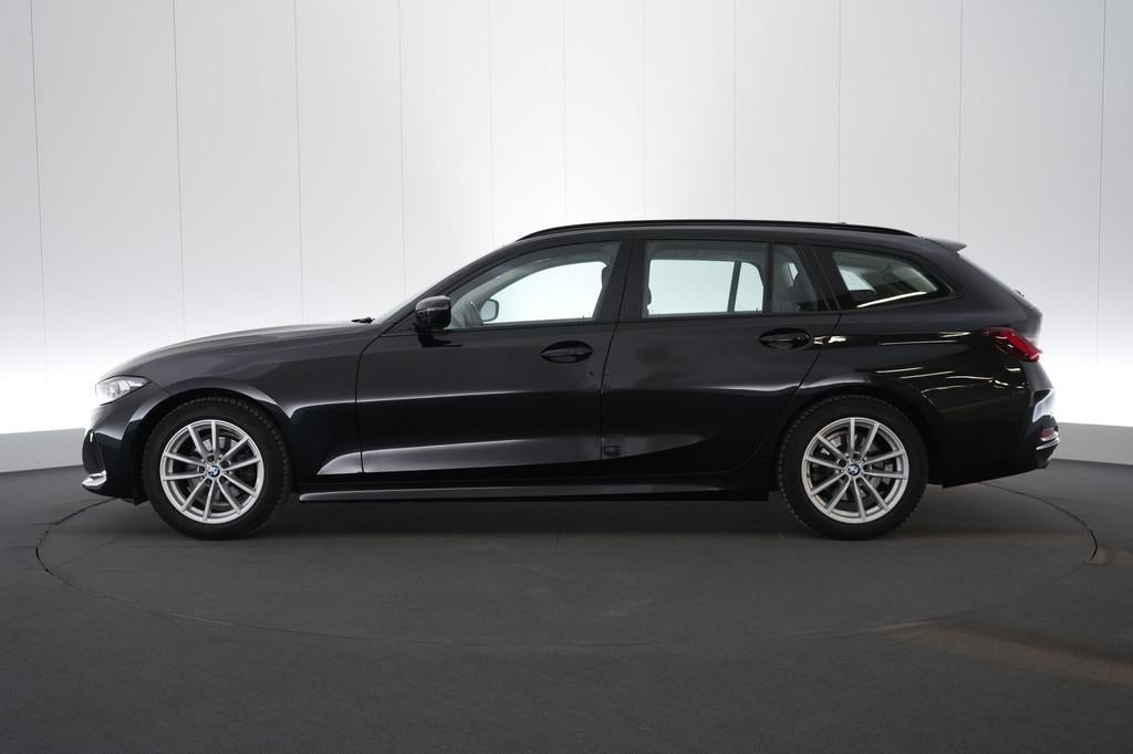 (2DAK922) BMW 3 TOURING, Euro 6, 136 pk, https://public.car-pass.be/vhr/9c3e1539-4a04-4ec2-b42b-3e46dc87d00d, Zwart