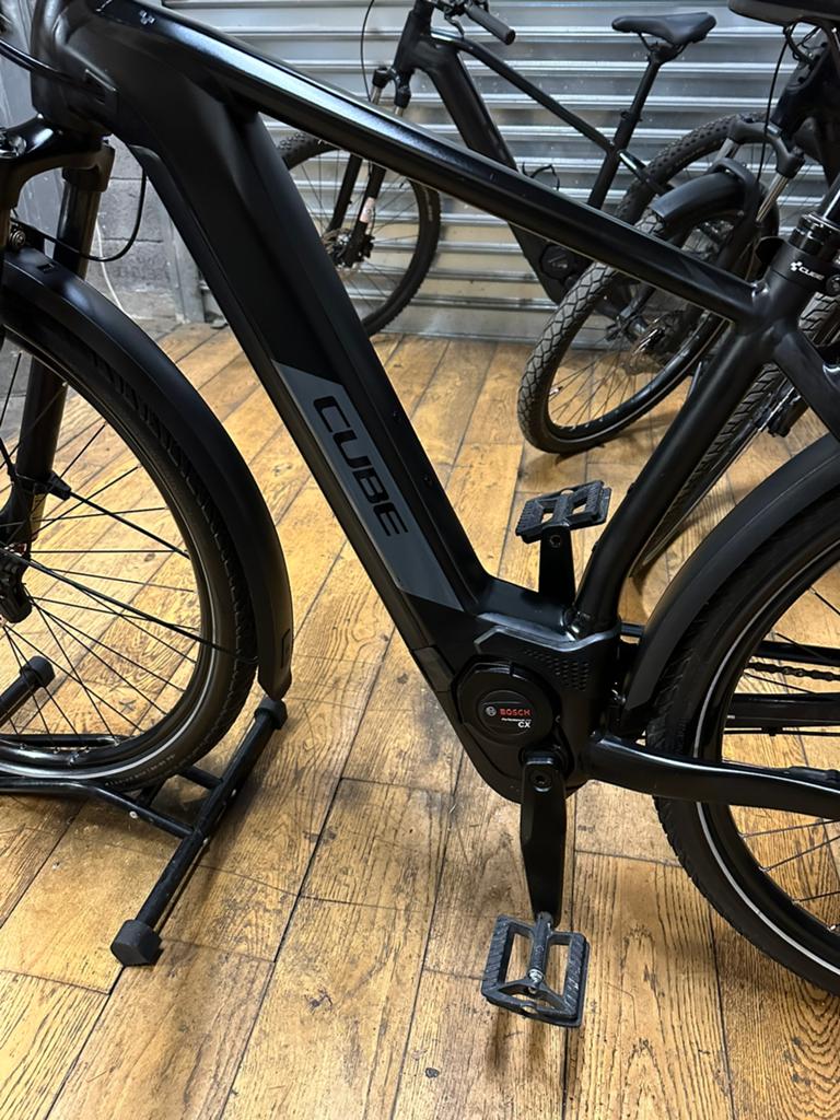Kathmandu EXC Cube Bike, Ophalen, Zo goed als nieuw, 47 tot 51 cm, Cube