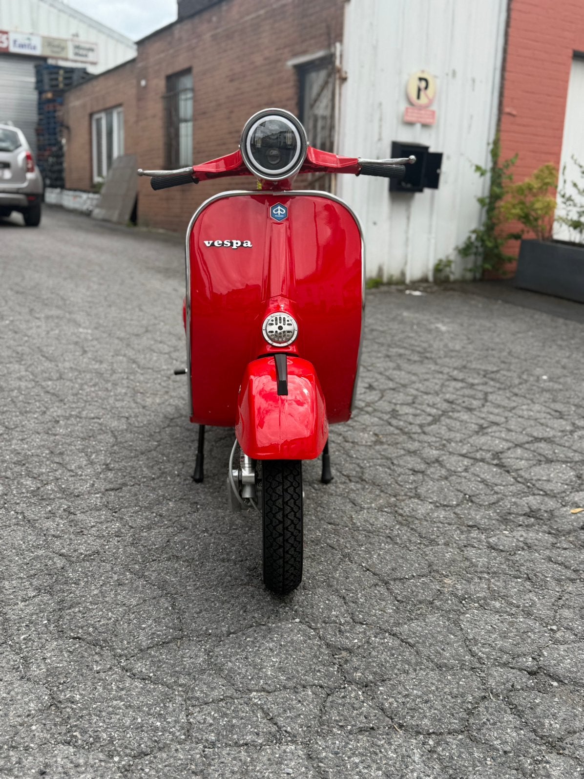 Vespa rally 200, Fietsen en Brommers, Snorfietsen en Snorscooters, Ophalen, Zo goed als nieuw, Piaggio