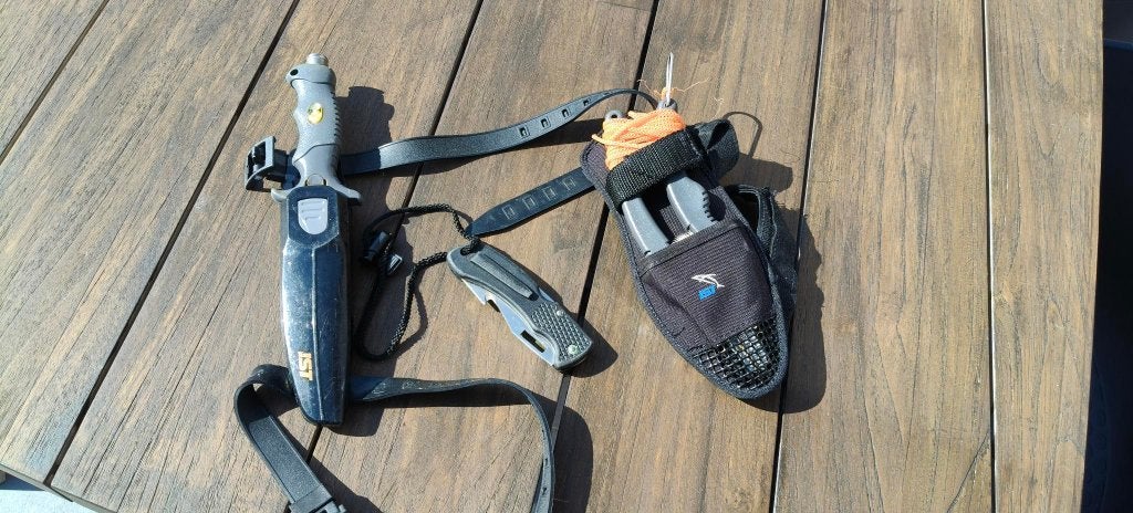 Set de couteaux de plongée, Sports nautiques & Bateaux, Plongée, Enlèvement, Utilisé, Autres types