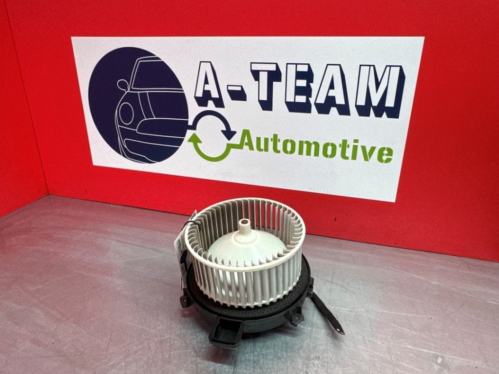 VENTILATEUR RADIATEUR MOTEUR Opel Astra K Sports Tourer, Robert Bosch AG, Opel, Utilisé, Robert-Bosch-Allee 1
74232  Abstatt, DE