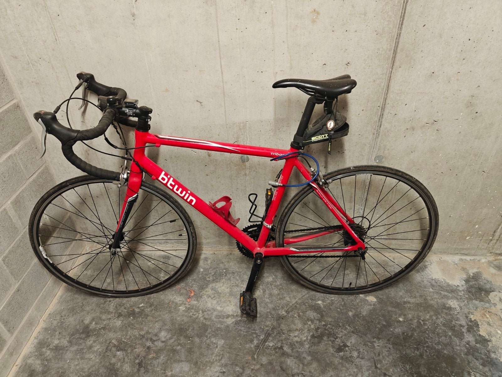 Koersfiets Btwin maat 52, Enlèvement