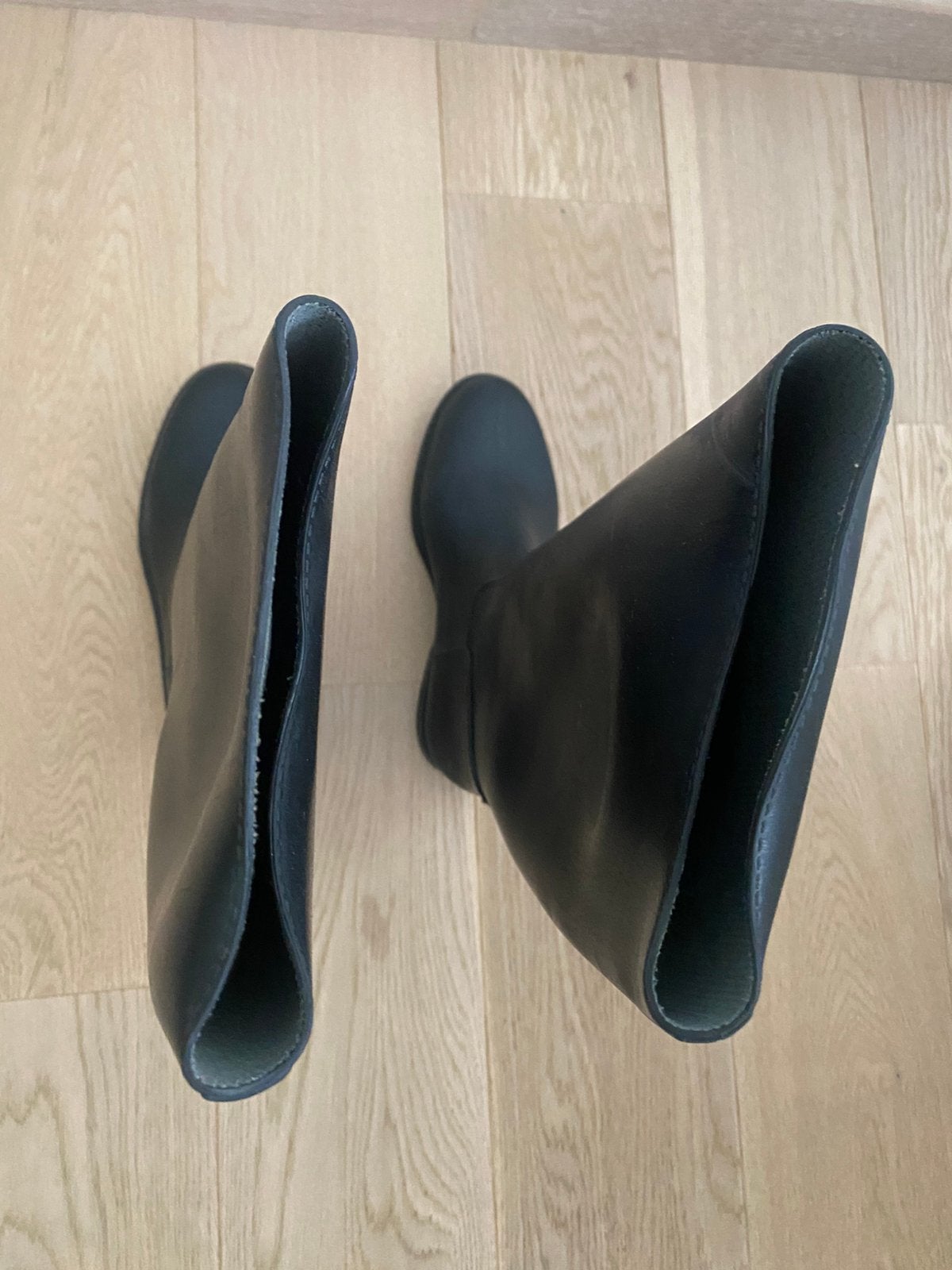 Plastieken botten, Dieren en Toebehoren, Ophalen, Zo goed als nieuw