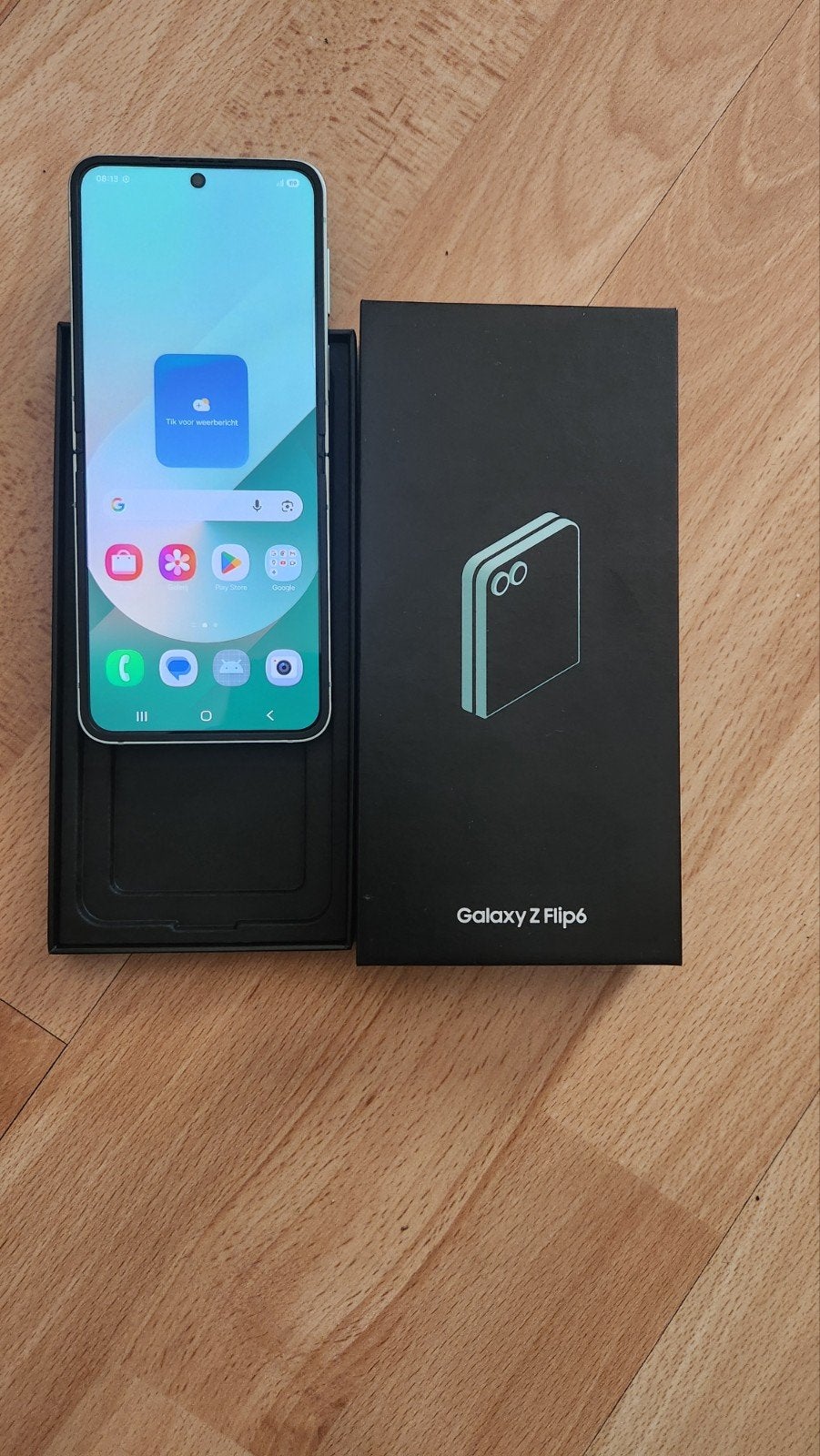 Te koop Samsung galaxy z Flip 6 256gb, Enlèvement ou Envoi, Comme neuf