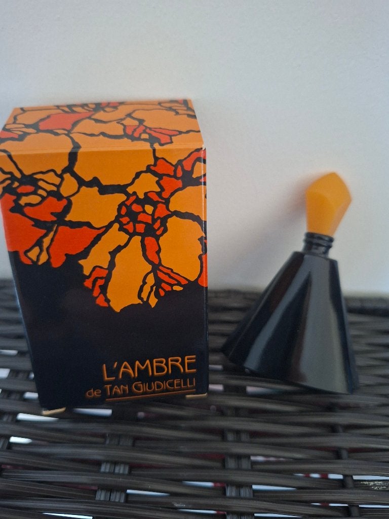 Vintage parfum miniatuur L'Ambre, Verzamelen, Ophalen of Verzenden, Zo goed als nieuw, Miniatuur, Gevuld