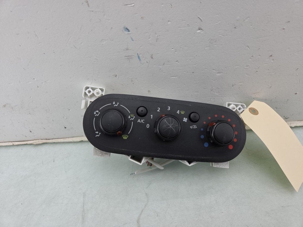 PANNEAU DE COMMANDE CHAUFFAGE CLIMATISATION Opel Vivaro, Opel, Opel Automobile GmbH, Utilisé, Kontakt-opel@opel.com